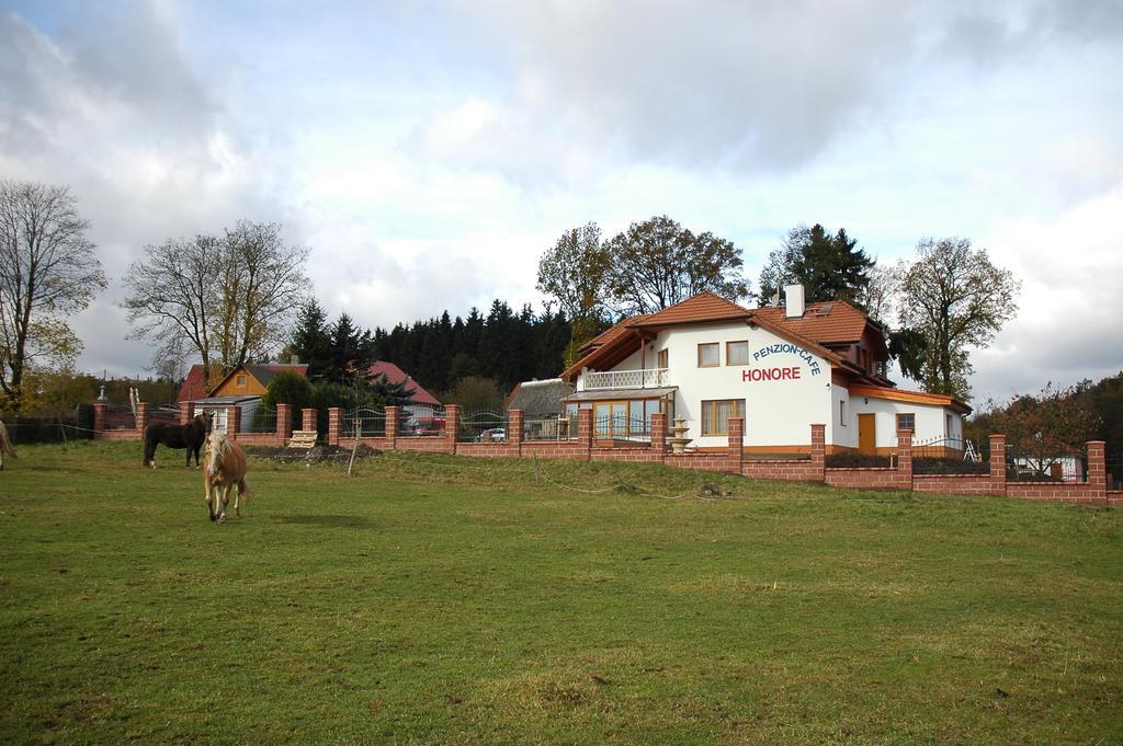 Penzion Honore Depoltovice Quarto foto